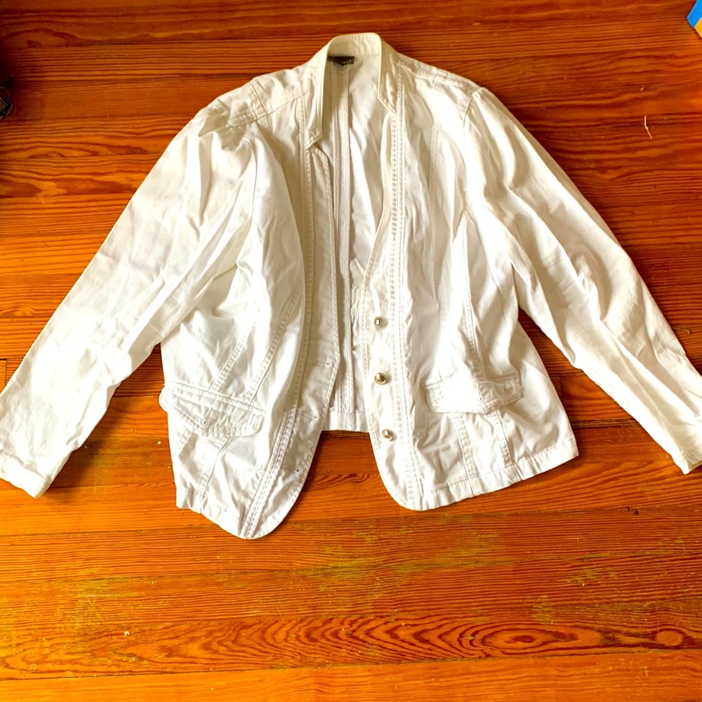 ROZ ALI White Jacket